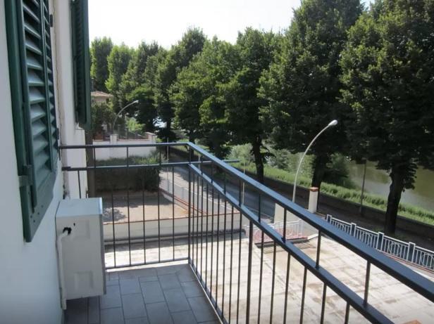 Appartamento Ai Giardini เอมโปลี ภายนอก รูปภาพ